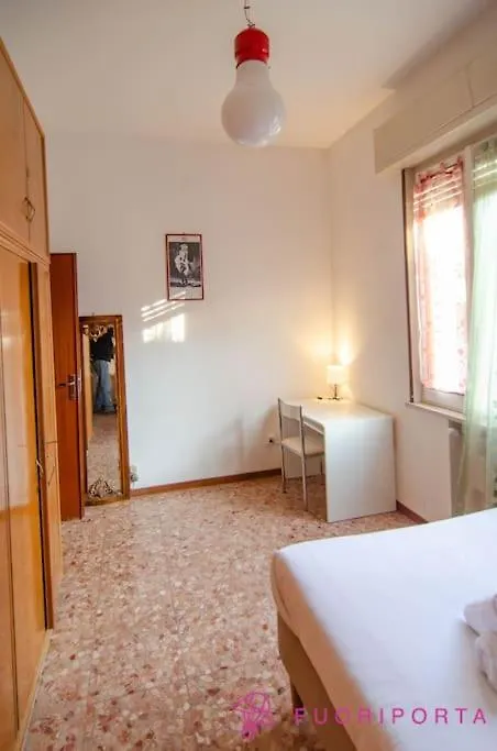 Callani 3 Parma Apartment